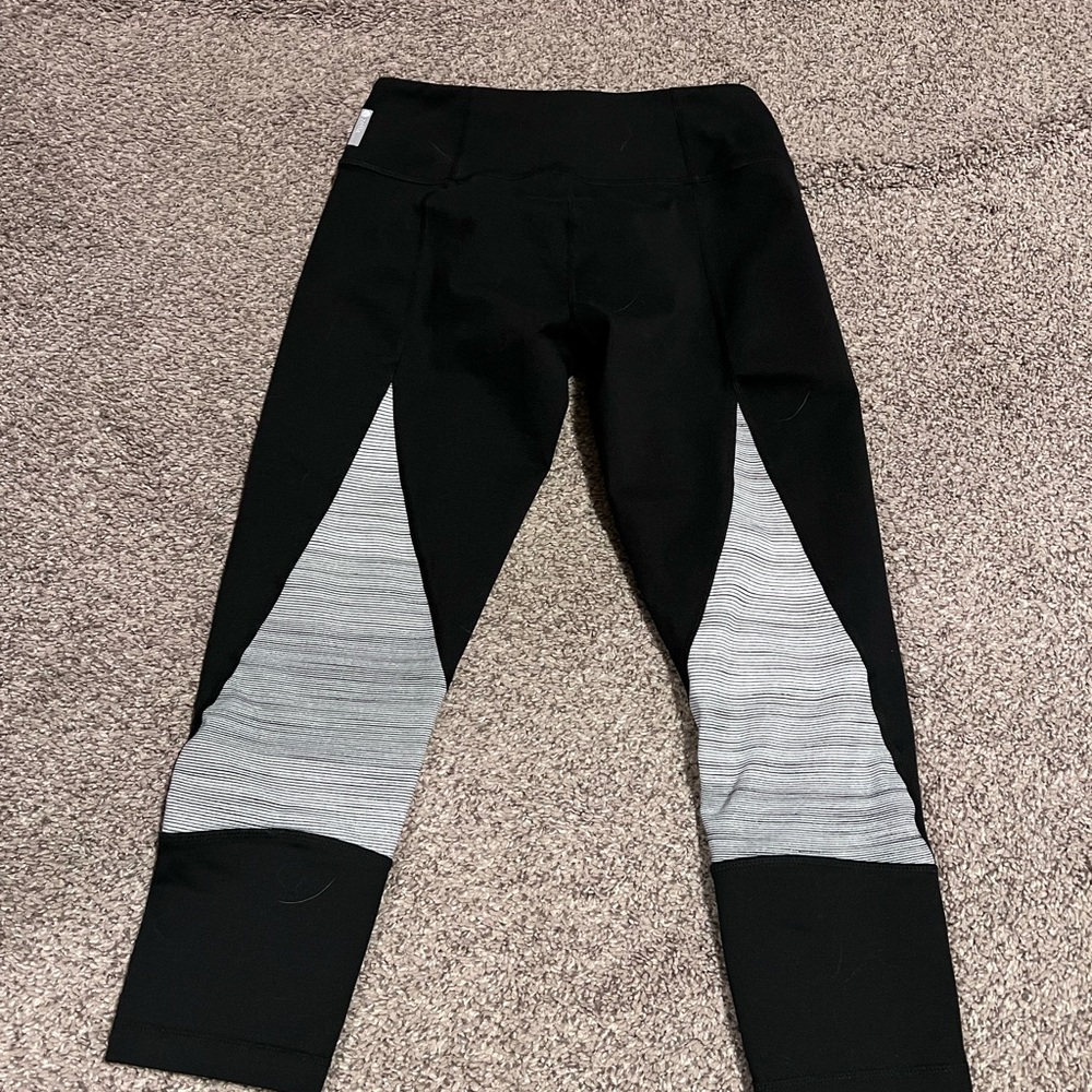 Zella Black Leggings with Light Gray Panels